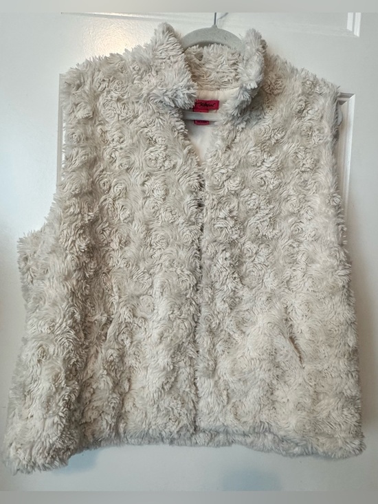 Betsey Johnson Jackets & Blazers - Betsey Johnson Faux Fur Shaggy Rosette Vest Cream Cozy Y2K Boho XL